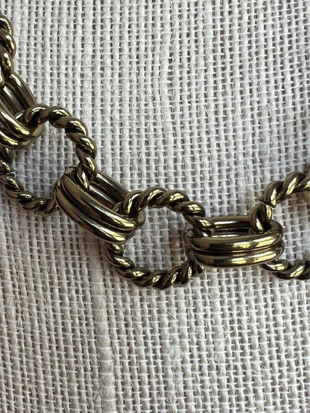 Heidi Daus Chunky Gold Link Necklace - Picture 6 of 6